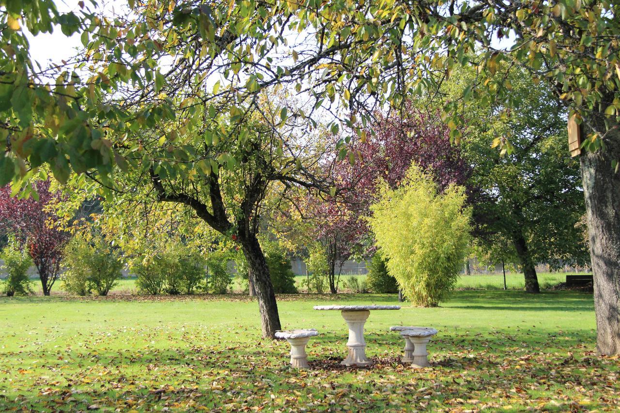 Saint-Siméon-de-Bressieux Sous Le Figuier B&B 외부 사진