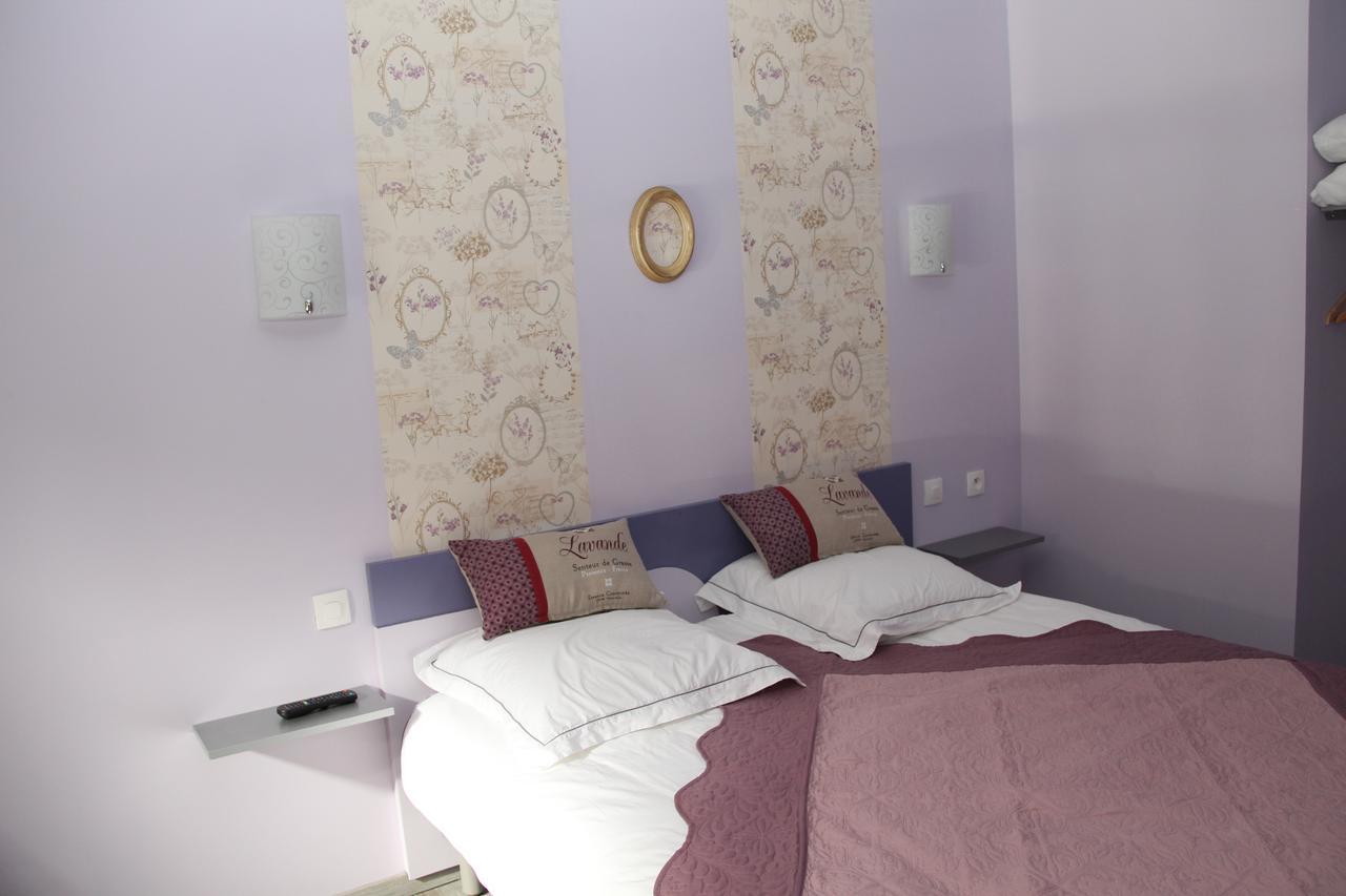 Saint-Siméon-de-Bressieux Sous Le Figuier B&B 외부 사진